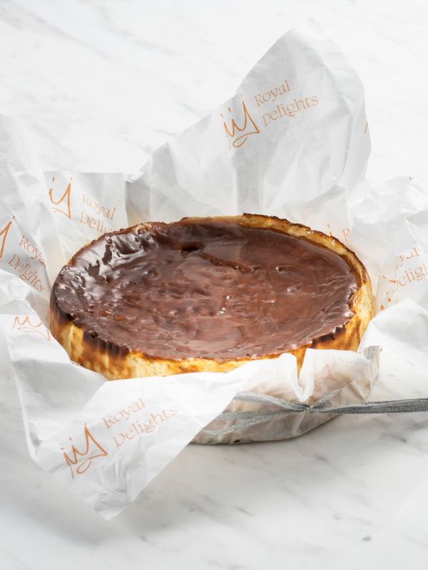 Keto Baked Basque Burnt Cheesecake (No Added Sugar, Gluten Free)