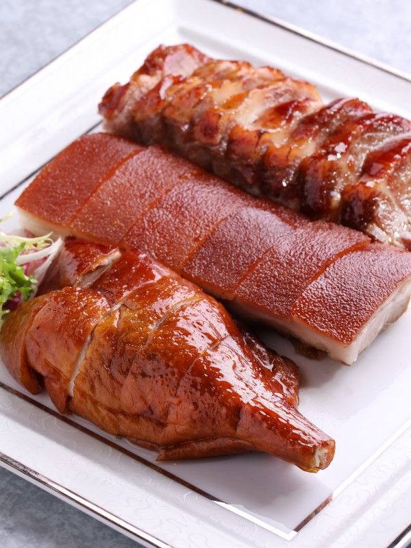Roasted Suckling Pig, Barbecued Pork Loin and Roasted Goose Platter (Regular)