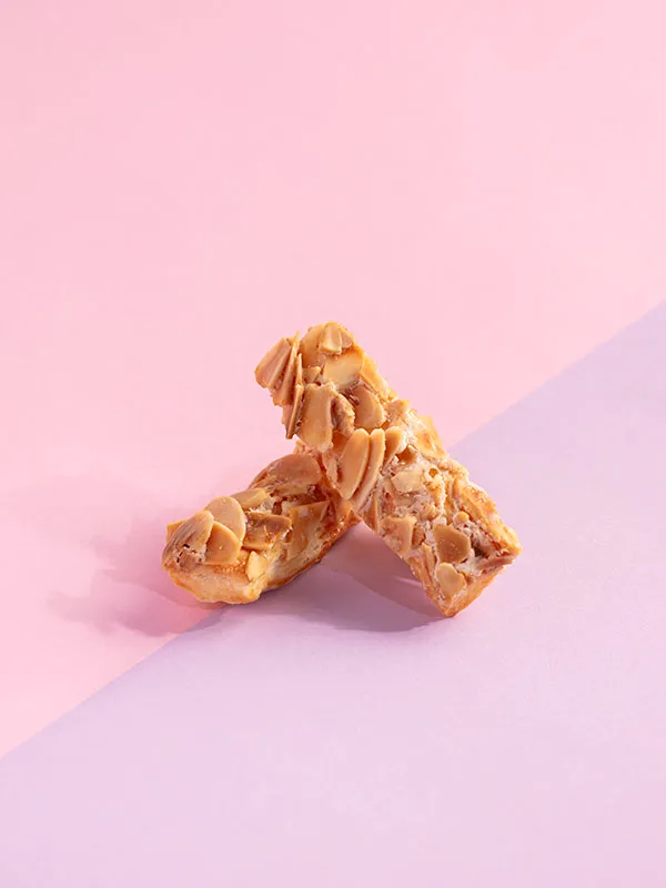 Almond Puff (2 pieces)